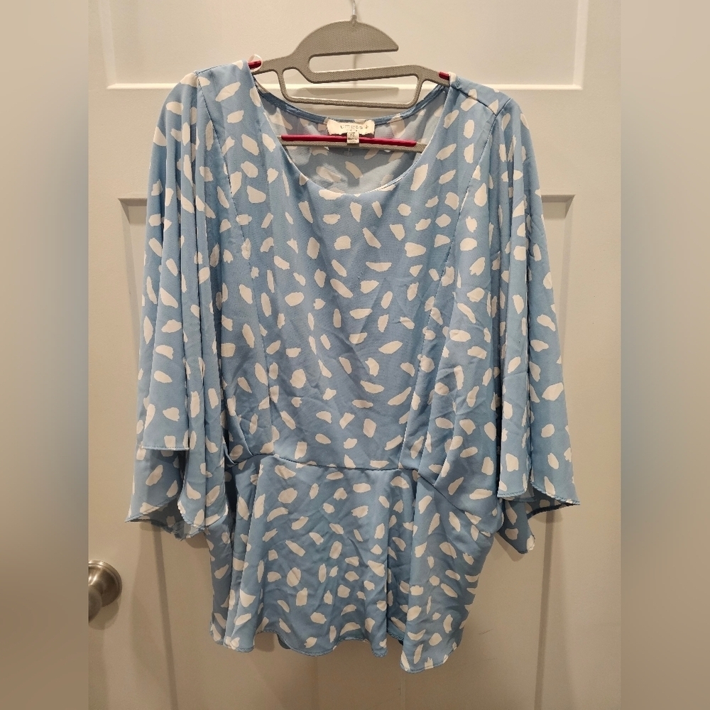 Umgee USA Women’s 2XL Blue White Print Peplum Tunic Top Flowy Boho Blouse